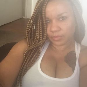 Meet your Posher, Sherry